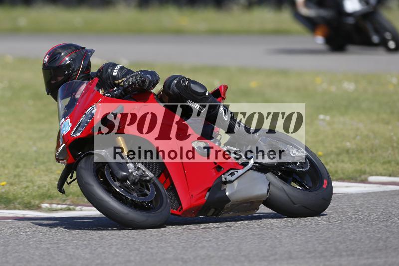 /10 20.04.2026  Pluess Moto Sport ADR/Freies Fahren/74